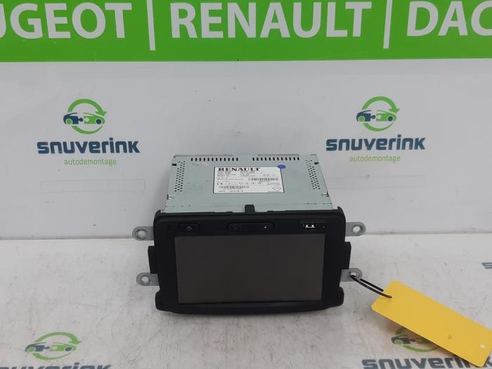 Begagnade Innerdisplay Renault Captur I (2R) 0.9 Energy TCE 12V Pris € 229,50 Marginaltabell erbjuds av Snuverink Autodemontage