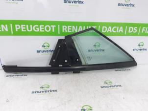 Usados Ventanilla triangular izquierda delante Peugeot 306 (7D) 1.6 Precio € 34,98 Norma de margen ofrecido por Snuverink Autodemontage