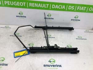 Used Seat rails, left Peugeot 207/207+ (WA/WC/WM) 1.6 16V GT THP Price € 50,00 Margin scheme offered by Snuverink Autodemontage