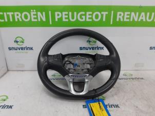Begagnade Ratt Peugeot 2008 (CU) 1.2 12V e-THP PureTech 110 Pris € 44,98 Marginaltabell erbjuds av Snuverink Autodemontage