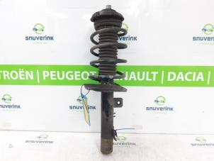 Used Front shock absorber rod, left Peugeot 2008 (CU) 1.2 12V e-THP PureTech 110 Price € 80,00 Margin scheme offered by Snuverink Autodemontage