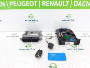 Used Engine management computer Peugeot 2008 (CU) 1.2 12V e-THP PureTech 110 Price € 300,00 Margin scheme offered by Snuverink Autodemontage