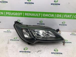Used Headlight, right Fiat Ducato (250) 2.3 D 150 Multijet Price on request offered by Snuverink Autodemontage