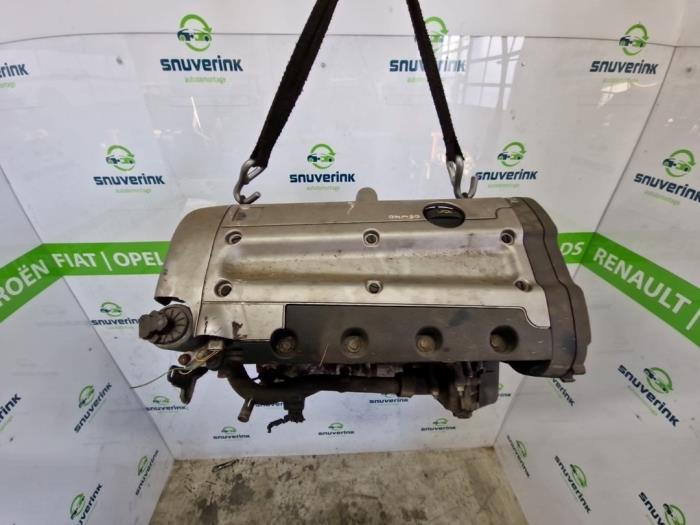 Engine Peugeot 206 CC 2.0 16V - 0135AJ RFN