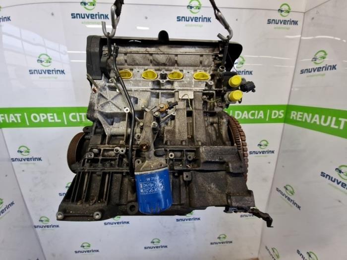 Engine Peugeot 206 CC 2.0 16V - 0135AJ RFN