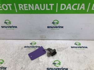 Used Battery pole Fiat Ducato (250) 2.3 D 150 Multijet Price € 36,30 Inclusive VAT offered by Snuverink Autodemontage