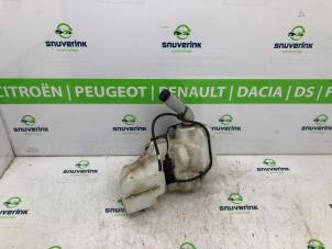 Used Front windscreen washer reservoir Fiat Ducato (250) 2.3 D 150 Multijet Price € 54,45 Inclusive VAT offered by Snuverink Autodemontage