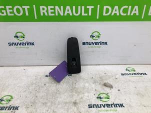 Used Electric window switch Fiat Ducato (250) 2.3 D 150 Multijet Price € 30,25 Inclusive VAT offered by Snuverink Autodemontage