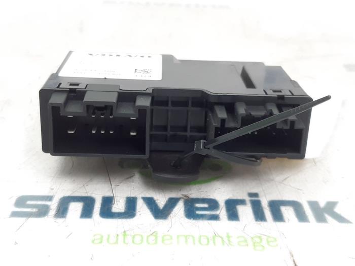 Module tailgate motor from a Volvo XC90 II 2.0 T8 16V Twin Engine AWD 2015