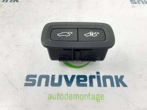 Used Tailgate switch Volvo XC90 II 2.0 T8 16V Twin Engine AWD Price € 25,00 Margin scheme offered by Snuverink Autodemontage