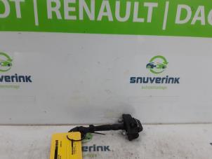 Used Rear door stop 4-door, left Renault Captur (2R) 1.2 TCE 16V EDC Price € 25,00 Margin scheme offered by Snuverink Autodemontage
