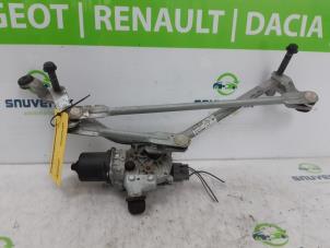 Usagé Moteur + mécanisme d'essuie glace Renault Captur (2R) 1.2 TCE 16V EDC Prix € 75,00 Règlement à la marge proposé par Snuverink Autodemontage