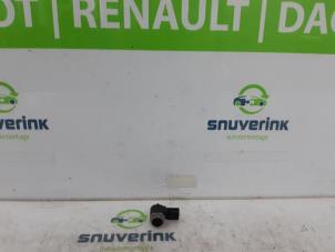 Gebrauchte PDC Sensor Renault Captur (2R) 1.2 TCE 16V EDC Preis € 25,00 Margenregelung angeboten von Snuverink Autodemontage