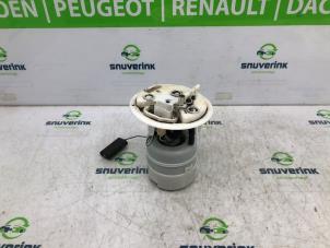 Used Electric fuel pump Citroen C5 III Berline (RD) 2.0 16V Price € 50,00 Margin scheme offered by Snuverink Autodemontage