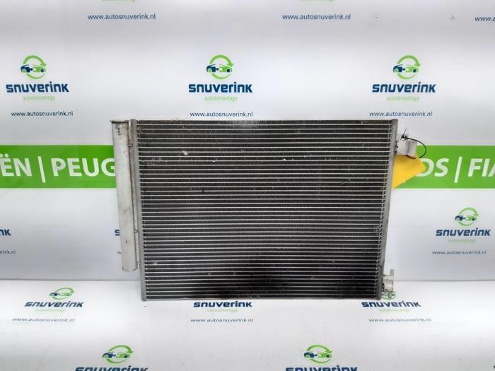 Air conditioning condenser from a Renault Captur (2R) 1.2 TCE 16V EDC 2016
