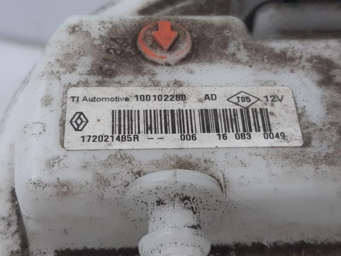 Electric fuel pump from a Renault Captur (2R) 1.2 TCE 16V EDC 2016