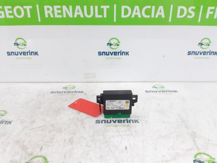Begagnade PDC-modul Citroen DS5 (KD/KF) 2.0 165 HYbrid4 16V Pris € 89,98 Marginaltabell erbjuds av Snuverink Autodemontage