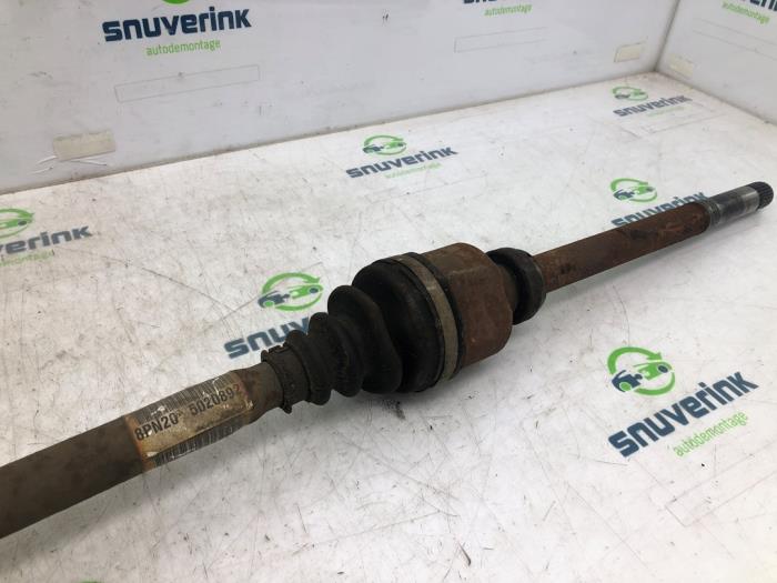 Front drive shaft, right from a Citroën C5 III Berline (RD) 2.0 16V 2010