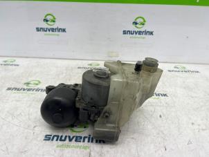 Used Robotised gearbox Peugeot 5008 I (0A/0E) 1.6 HDiF 16V Price € 300,00 Margin scheme offered by Snuverink Autodemontage