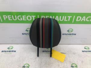 Gebrauchte Kopfstütze Renault Twingo II (CN) 1.2 16V Preis € 30,00 Margenregelung angeboten von Snuverink Autodemontage