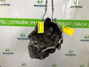 Usados Caja de cambios Renault Twingo II (CN) 1.2 16V Precio € 300,00 Norma de margen ofrecido por Snuverink Autodemontage