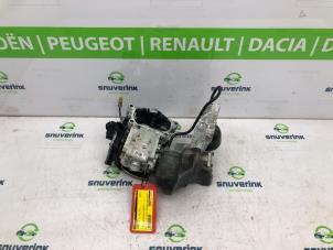 Used Robotised gearbox Citroen DS5 (KD/KF) 2.0 165 HYbrid4 16V Price € 700,00 Margin scheme offered by Snuverink Autodemontage