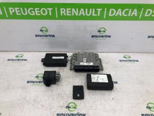 Used Engine management computer Renault Captur (2R) 1.2 TCE 16V EDC Price € 290,00 Margin scheme offered by Snuverink Autodemontage