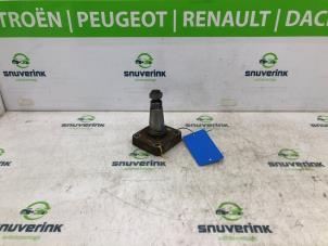 Gebrauchte Achszapfen hinten Peugeot J5 (280L) 2.5D Preis auf Anfrage angeboten von Snuverink Autodemontage