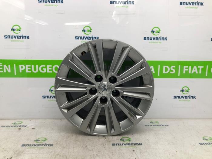Wheel from a Peugeot 308 (L3/L8/LB/LH/LP) 1.2 12V e-THP PureTech 110 2018