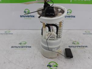 Used Electric fuel pump Mini Mini (R56) 1.6 16V One Price € 30,00 Margin scheme offered by Snuverink Autodemontage
