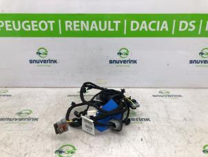 Used Wiring harness Peugeot 3008 II (M4/MC/MJ/MR) 1.2 12V e-THP PureTech 130 Price € 50,00 Margin scheme offered by Snuverink Autodemontage