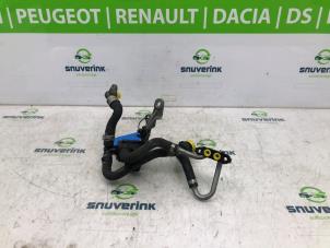 Used Water pump Peugeot 3008 II (M4/MC/MJ/MR) 1.2 12V e-THP PureTech 130 Price € 75,00 Margin scheme offered by Snuverink Autodemontage