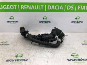 Used Air intake hose Peugeot 3008 II (M4/MC/MJ/MR) 1.2 12V e-THP PureTech 130 Price € 35,00 Margin scheme offered by Snuverink Autodemontage