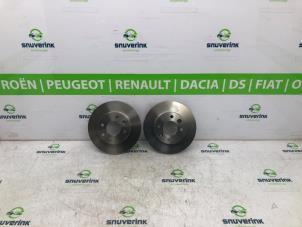 New Front brake disc Renault Twingo Price on request offered by Snuverink Autodemontage