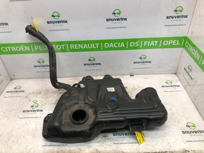 Tank from a Renault Clio IV Estate/Grandtour (7R) 1.5 Energy dCi 90 FAP 2015