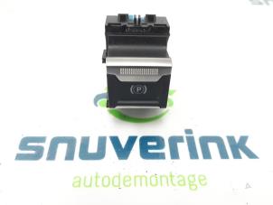 Used Parking brake switch Peugeot 3008 II (M4/MC/MJ/MR) 1.2 12V e-THP PureTech 130 Price € 35,00 Margin scheme offered by Snuverink Autodemontage
