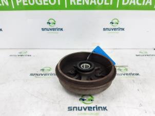 Used Rear brake drum Peugeot 208 I (CA/CC/CK/CL) 1.2 Vti 12V PureTech 82 Price € 50,00 Margin scheme offered by Snuverink Autodemontage