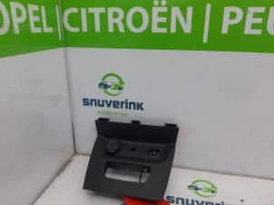 Used 12 volt connection Citroen C3 (SX/SW) 1.2 12V e-THP PureTech 110 Price € 50,00 Margin scheme offered by Snuverink Autodemontage