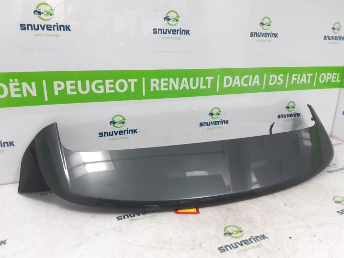 Używane Spojler Citroen C4 Cactus (0B/0P) 1.2 PureTech 82 12V Cena € 39,98 Procedura marży oferowane przez Snuverink Autodemontage
