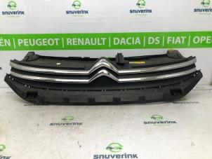 Used Grille Citroen C3 (SX/SW) 1.2 12V e-THP PureTech 110 Price € 150,00 Margin scheme offered by Snuverink Autodemontage