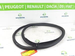 Used Front door seal 4-door, left Citroen C3 (SX/SW) 1.2 12V e-THP PureTech 110 Price on request offered by Snuverink Autodemontage