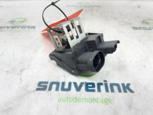 Gebrauchte Kühlgebläsewiderstand Citroen C3 (SX/SW) 1.2 12V e-THP PureTech 110 Preis auf Anfrage angeboten von Snuverink Autodemontage