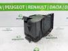 Boîtier de batterie d'un Citroen C3 (SX/SW), 2016 1.2 12V e-THP PureTech 110, Berline avec hayon arrière, Essence, 1.199cc, 81kW (110pk), FWD, EB2ADT; HNP, 2017-03, SXHNP 2019