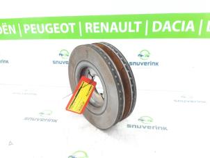 Used Front brake disc Citroen C3 (SX/SW) 1.2 12V e-THP PureTech 110 Price on request offered by Snuverink Autodemontage