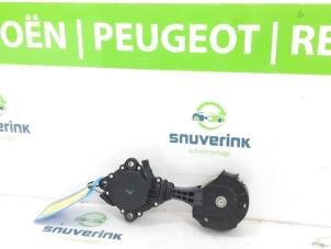 Usagé Poulie pompe à eau Citroen DS3 (SA) 1.6 VTi 120 16V Prix € 40,00 Règlement à la marge proposé par Snuverink Autodemontage