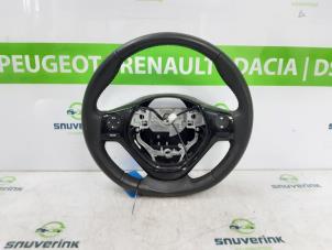 Używane Kierownica Peugeot 108 1.0 12V VVT-i Cena € 50,00 Procedura marży oferowane przez Snuverink Autodemontage