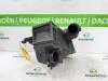 Obudowa filtra powietrza z Dacia Logan MCV II/Sandero Wagon (7S), 2013 0.9 TCE 12V, Kombi, Benzyna, 898cc, 66kW (90pk), FWD, H4B408; H4BB4, 2015-06 / 2018-10, 7SDA1; 7SDL1 2016