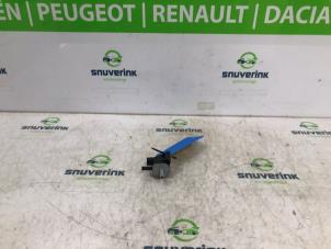 Usados Relé de vacío Peugeot 108 1.0 12V VVT-i Precio de solicitud ofrecido por Snuverink Autodemontage