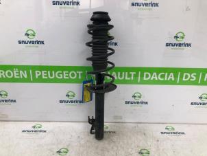 Used Front shock absorber rod, right Peugeot 108 1.0 12V VVT-i Price € 40,00 Margin scheme offered by Snuverink Autodemontage