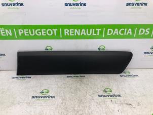 Gebrauchte Zierleiste Peugeot Partner (GC/GF/GG/GJ/GK) 1.6 HDI 75 Phase 1 Preis € 48,40 Mit Mehrwertsteuer angeboten von Snuverink Autodemontage